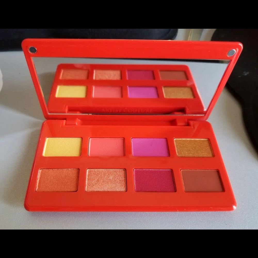 Artist Couture Caliente Eyeshadow Palette